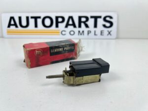 Corona mark ii Rx12 Rx22 mx1# mx22 NOS OEM wiper switch (2)