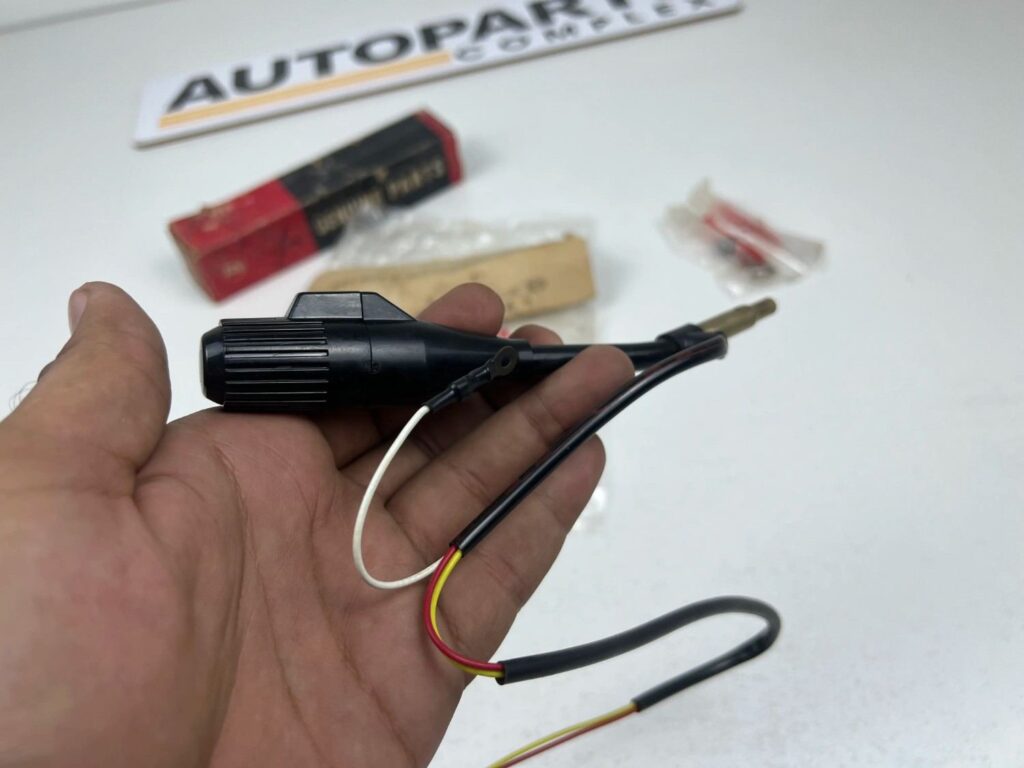 Cressida 1976 - 1979 X30 Headlights indicator switch stalk for RHD (5)