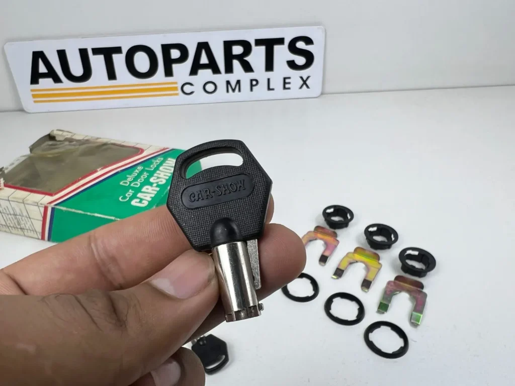 Doors trunk oldschool lock kit - Car show anti theft security locks - Universal fitting (4)