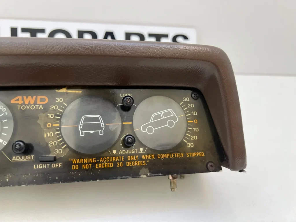 Hilux 4wd 1st gen 4runner OEM brown inclinometer Altimeter for 82890-89104 (Q16) (6)