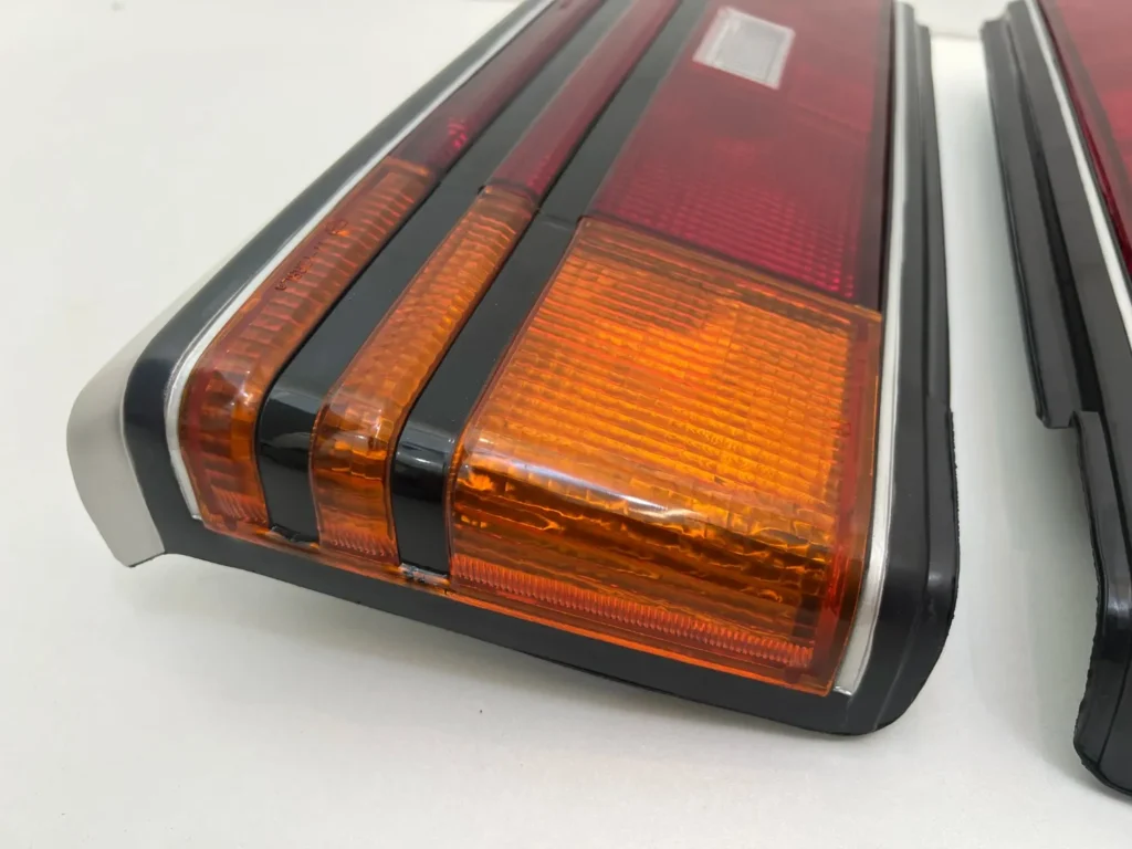 Corona ST140 AT141 TT142 Tail lights pair (8)