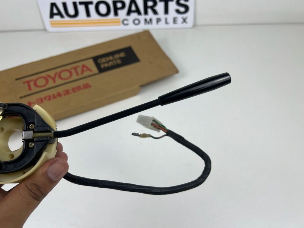 Indicator switch for 1960s Toyota (4)