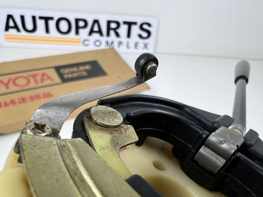 Indicator switch for 1960s Toyota (7)