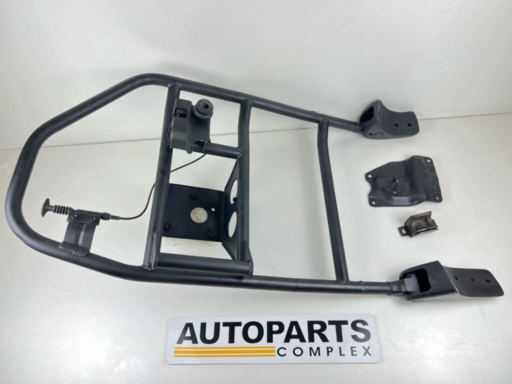 Land cruiser 100 series JDM spare tyre carrier (13)