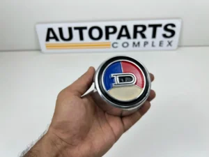 Nissan Datsun 1200 B110 grille badge (2)