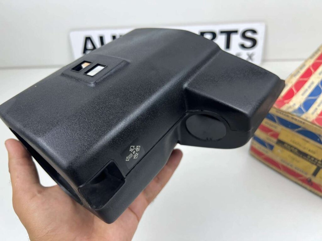 Nissan datsun 720 steering column cover (for column shift) (10)