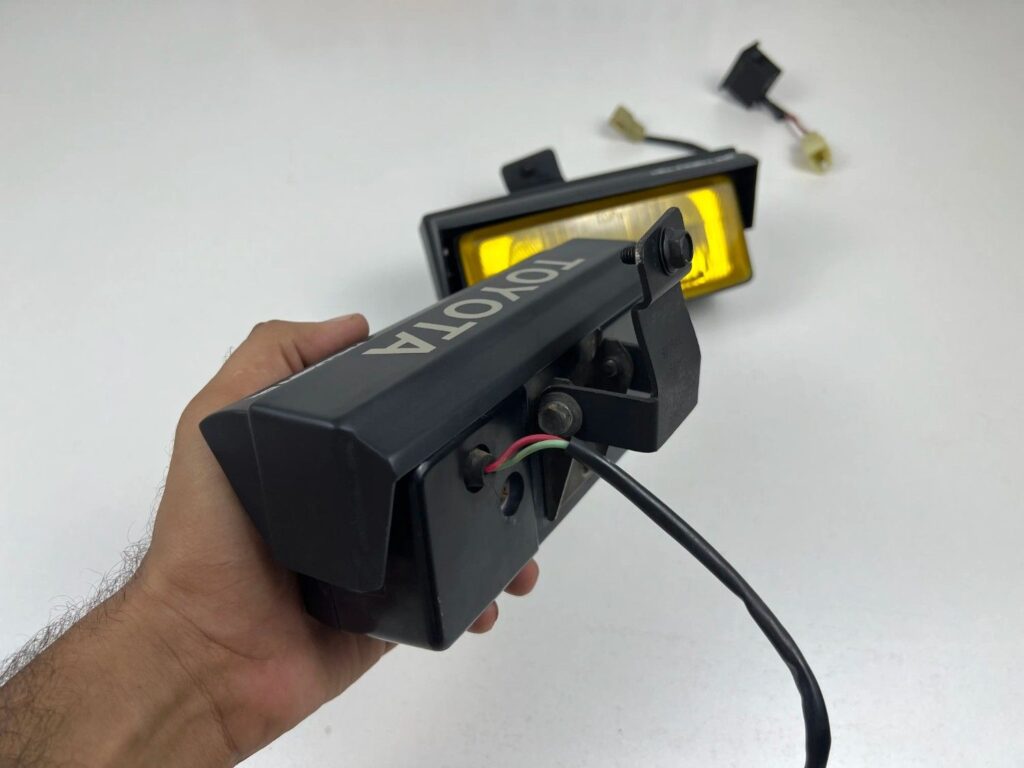 OEM JDM ultra-rare Toyota Auto cover AE86 fog lamps (10)