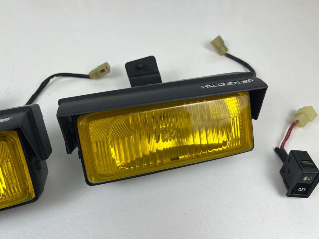 OEM JDM ultra-rare Toyota Auto cover AE86 fog lamps (5)