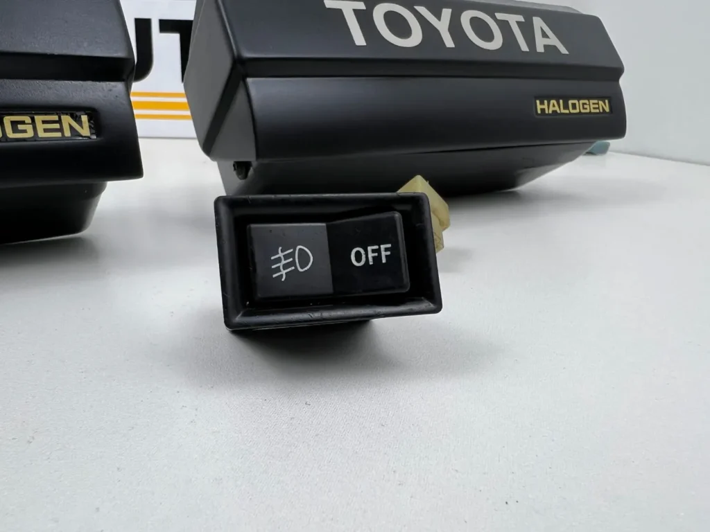 OEM JDM ultra-rare Toyota Auto cover AE86 fog lamps (5)