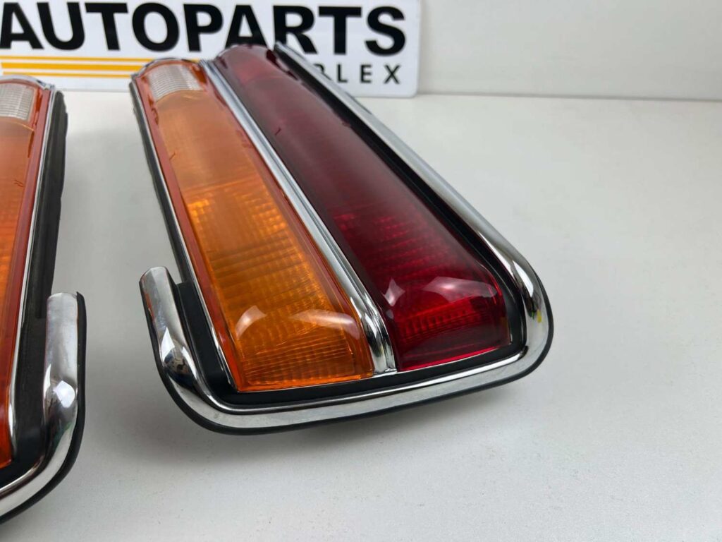 TAIL LIGHT REAR LAMPS TOYOTA CORONA RT130 132 TT13# 1979 - 1981 (10)