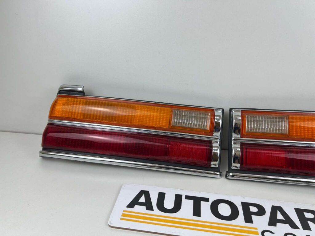 TAIL LIGHT REAR LAMPS TOYOTA CORONA RT130 132 TT13# 1979 - 1981 (7)