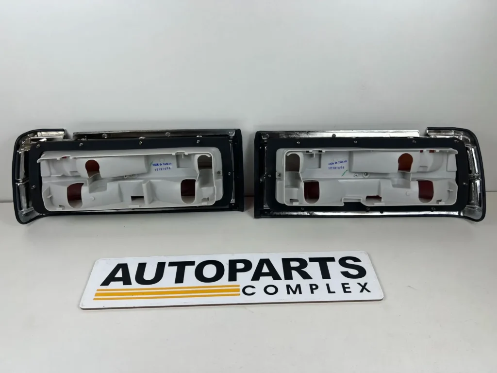 TAIL LIGHT REAR LAMPS TOYOTA CORONA RT130 132 TT13# Pair (5)