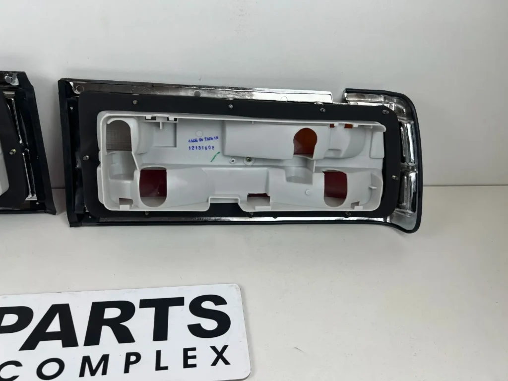TAIL LIGHT REAR LAMPS TOYOTA CORONA RT130 132 TT13# Pair (6)