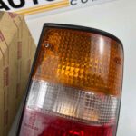 TOYOTA LN85 YN90 LN106 LN107 LN109 YN86 YN105 TAIL LIGHT REAR LAMP RH 1989 - 1995 (3)