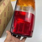 TOYOTA LN85 YN90 LN106 LN107 LN109 YN86 YN105 TAIL LIGHT REAR LAMP RH 1989 - 1995 (4)