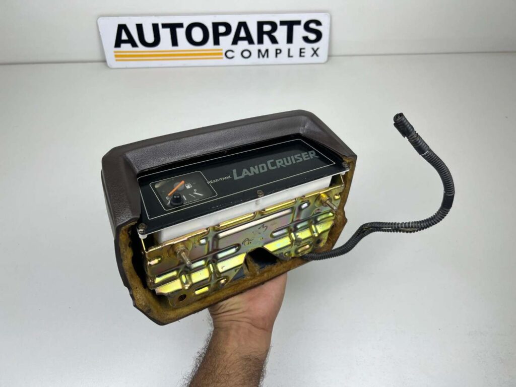 Toyota Land Cruiser 70 series Rear Fuel Tank Gauge brown Color 83290-90K05 (Q43) (10)