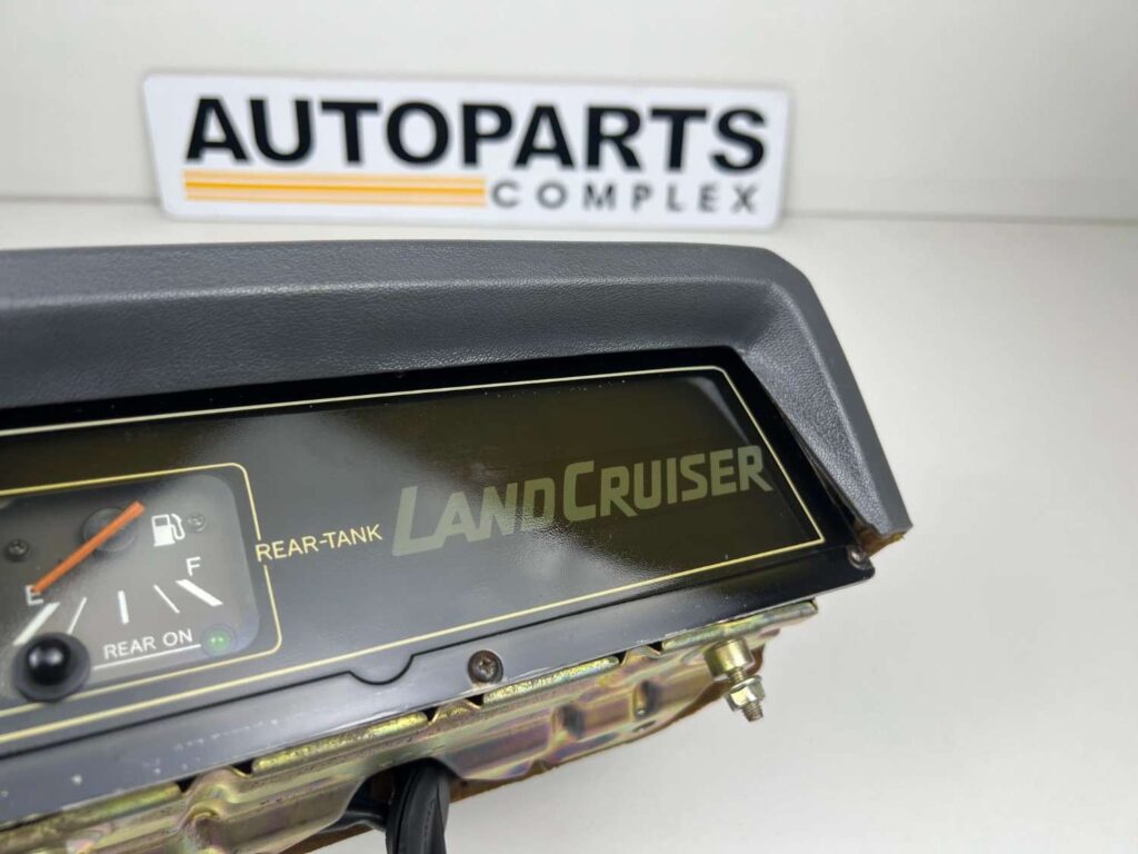 Toyota Land Cruiser 70 series Rear Fuel Tank Gauge grey Color 83290-90K05 (Q42) (12)