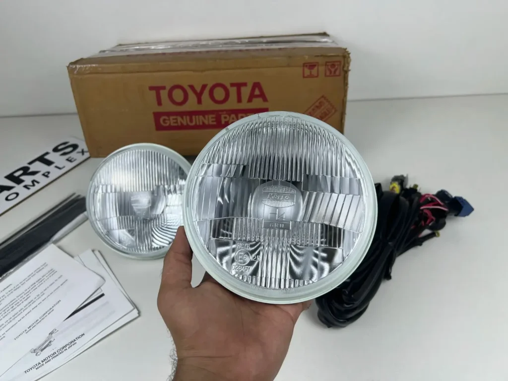 Toyota OEM 7 H4 headlights (1)