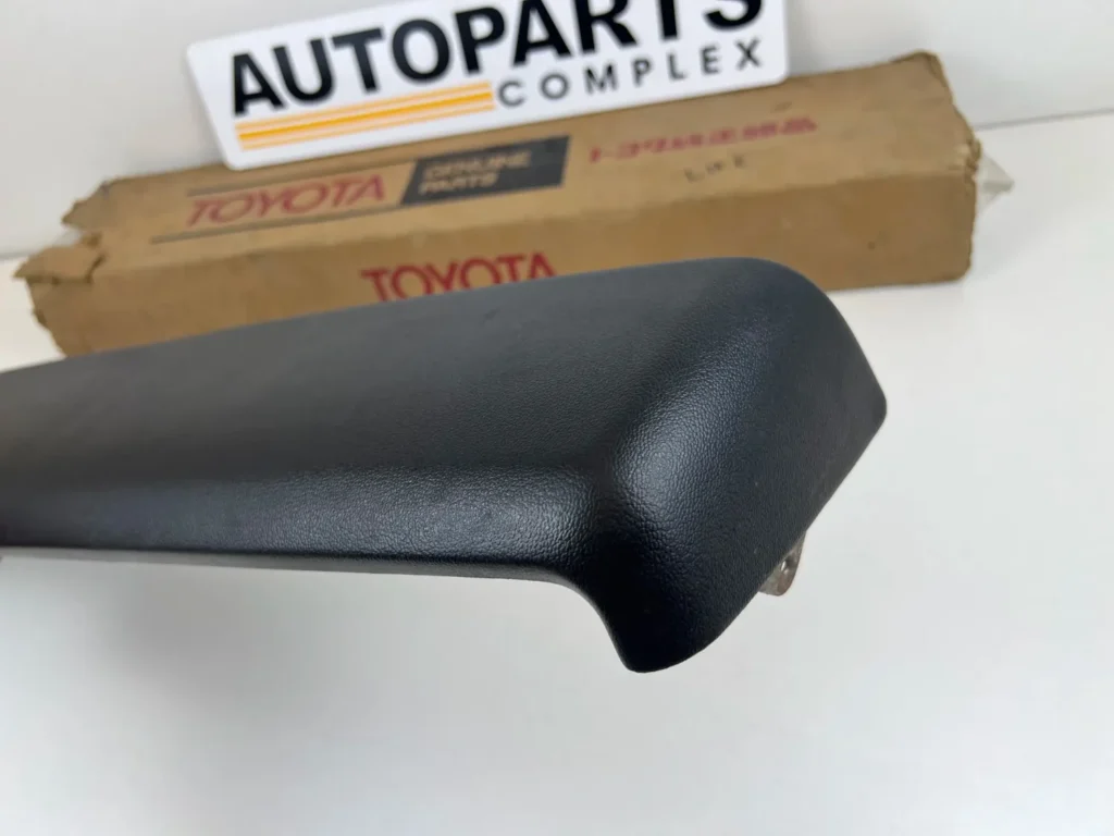 Toyota Starlet KP60 LHD NOS OEM dash pad (2)