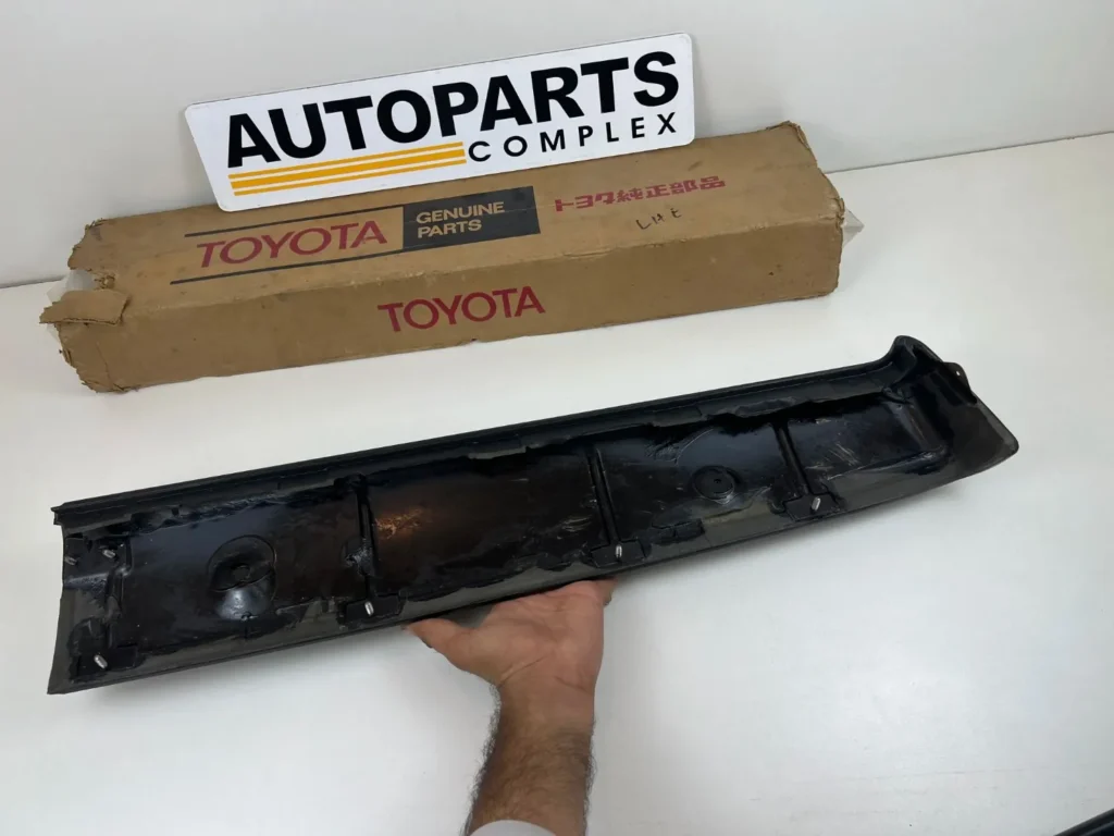 Toyota Starlet KP60 LHD NOS OEM dash pad (3)