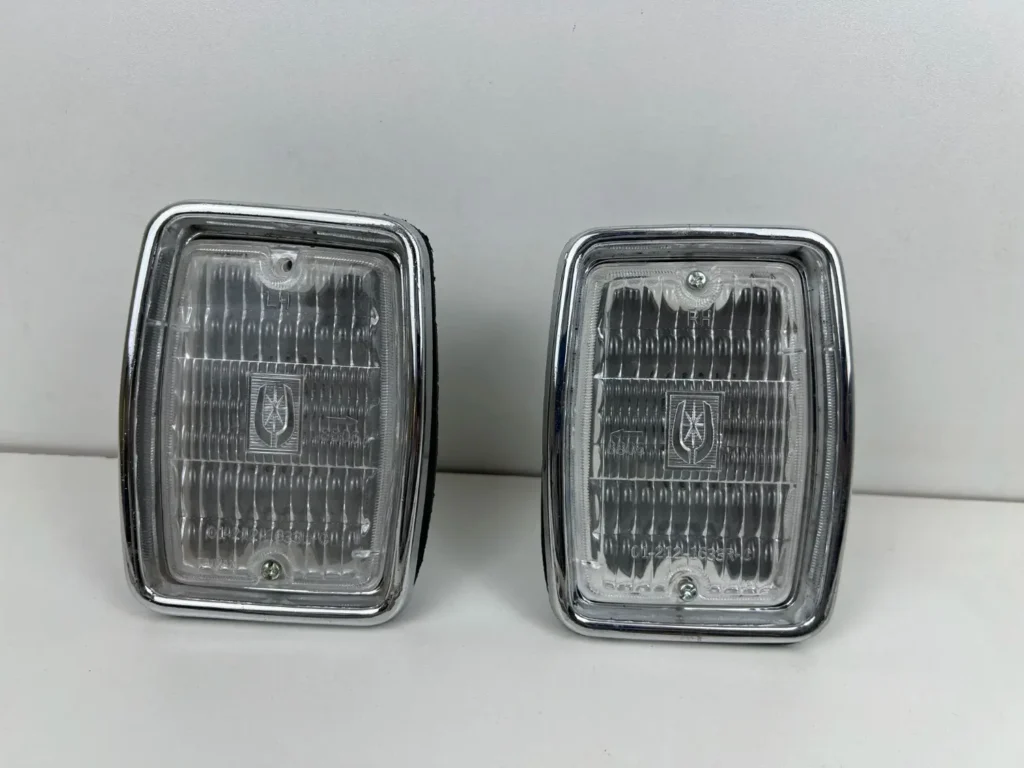Toyota cressida rx30 Rx32 mx42 parking lamps (3)