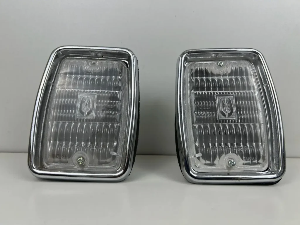 Toyota cressida rx30 Rx32 mx42 parking lamps (7)