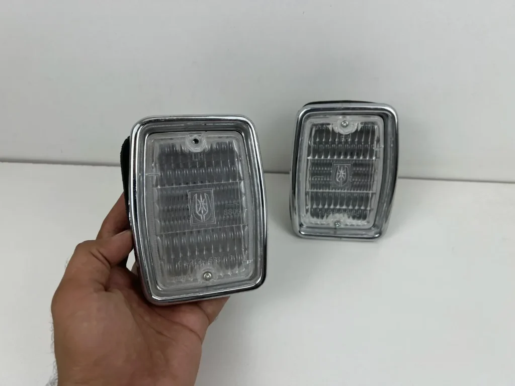 Toyota cressida rx30 Rx32 mx42 parking lamps (8)