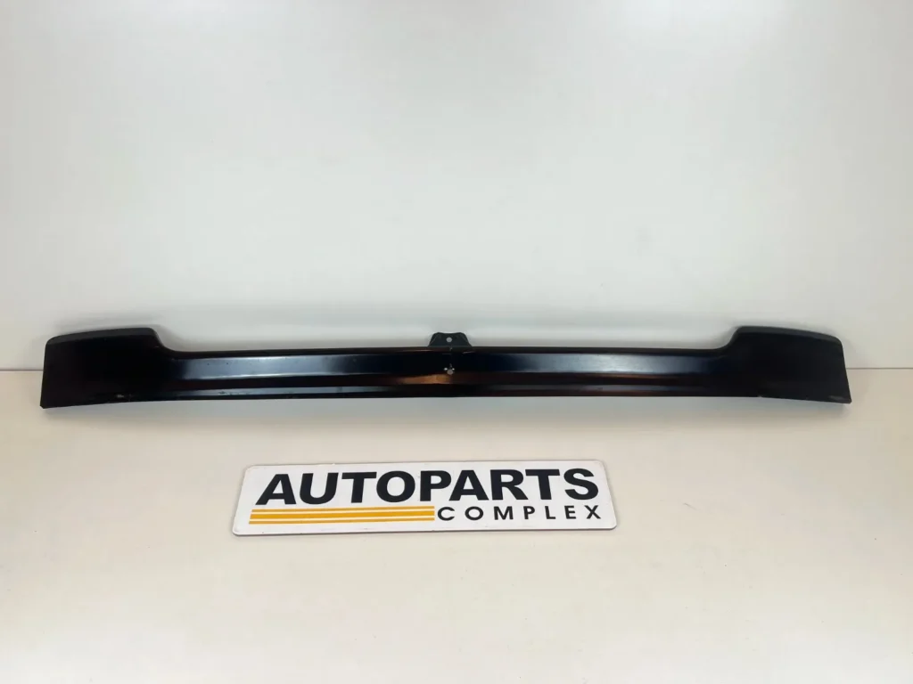 Toyota hilux rn30 rn40 1979 - 1983 4wd apron valance (2)