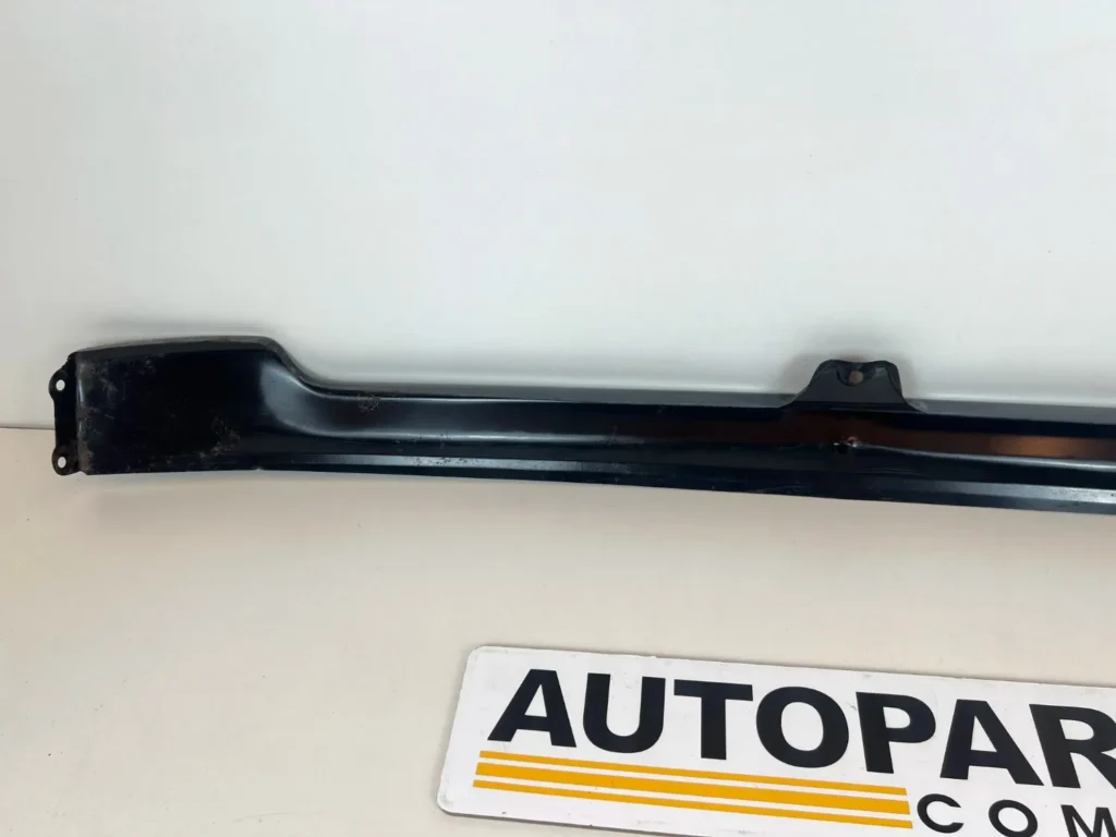 Toyota hilux rn30 rn40 1979 - 1983 4wd apron valance (7)