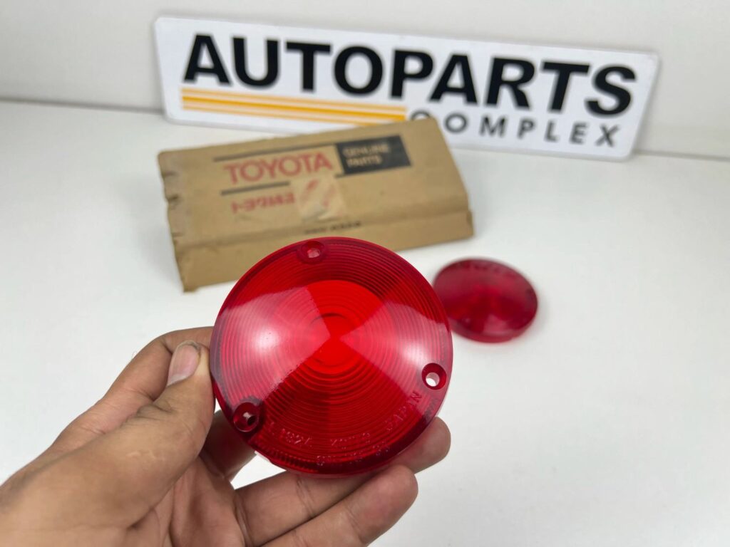 Toyota land cruiser 1966 - 1973 Tail lights NOS OEM pair (2)