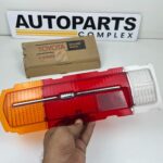 Toyota publica kp30 tail light lens Left NOS OEM (2)