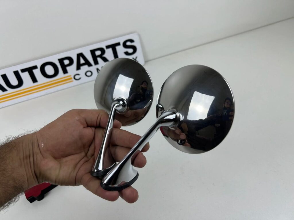 Classic chrome metal side view mirrors (3)