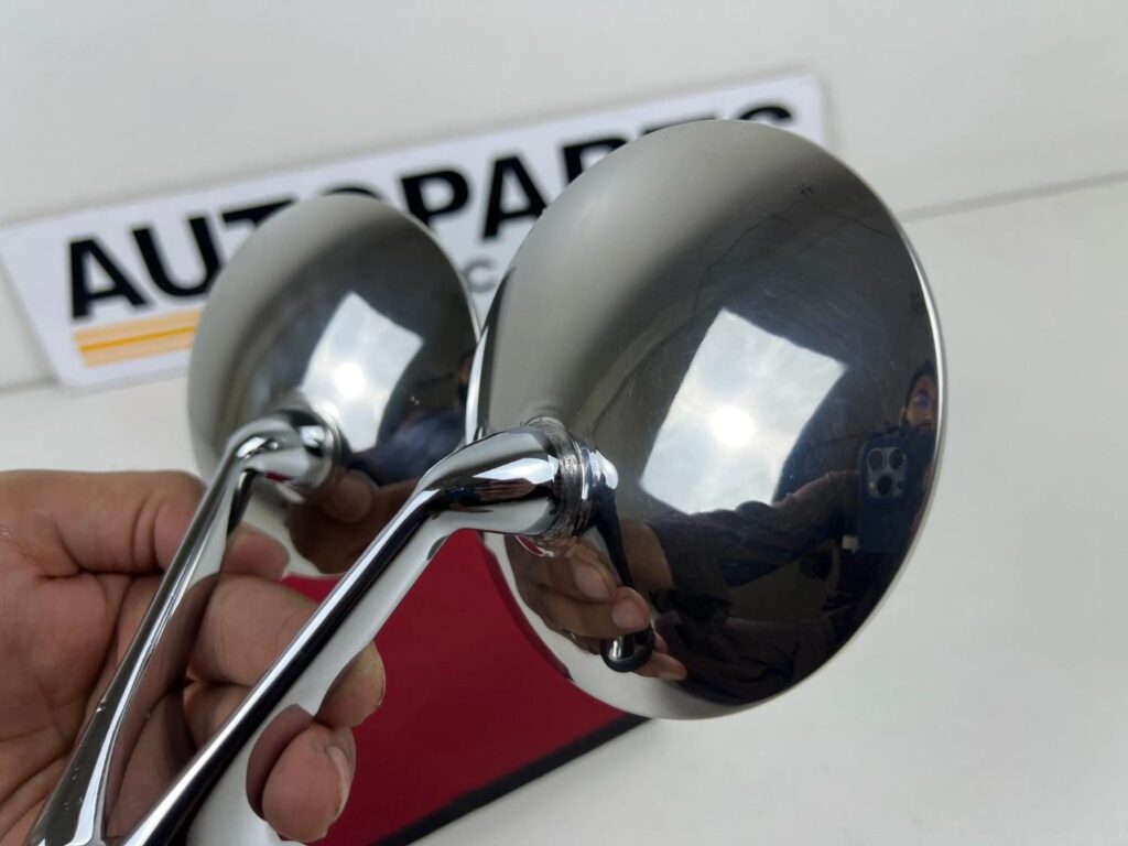 Classic chrome metal side view mirrors (4)