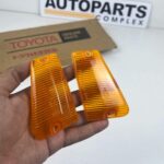Corolla 1971 1972 NOS OEM fender indicator lenses pair (2)