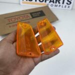 Corolla 1971 1972 NOS OEM fender indicator lenses pair (6)