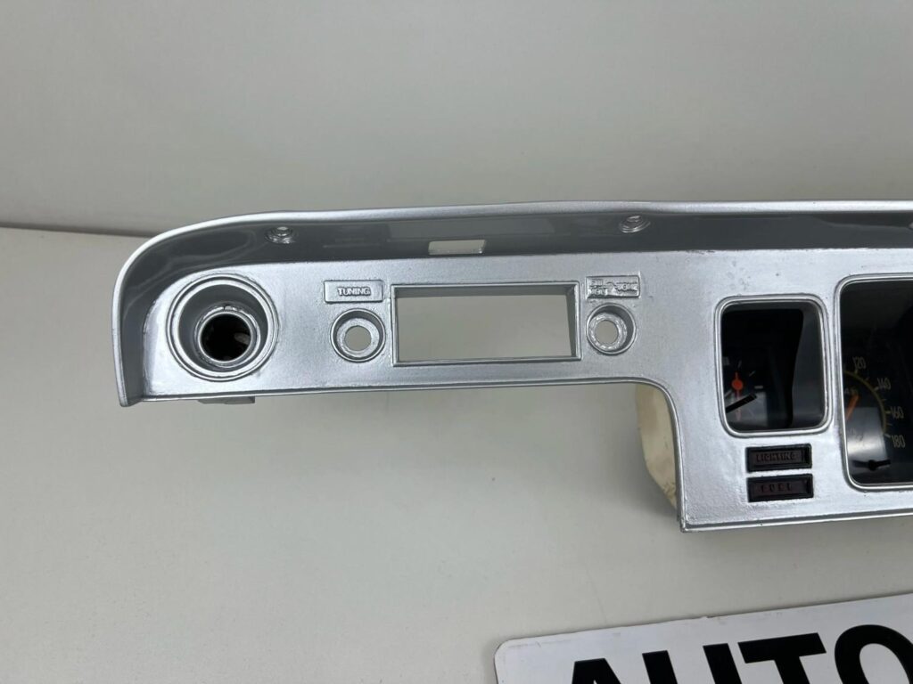Corolla 1978 1979 rev RPM cluster with dash bezels ke30 ke55 ke35 (3)