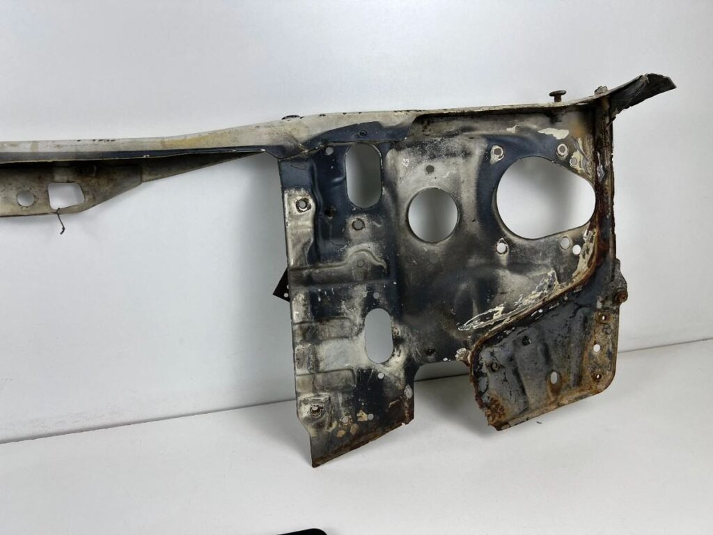 Corolla 1980 1981 headlight support panels and upper radiator support (8)