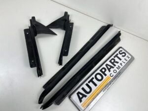 Corolla 1980 - 1983 4-Door Scuff trims rocker plastics (Black) (1)