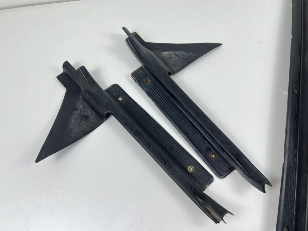 Corolla 1980 - 1983 4-Door Scuff trims rocker plastics (Black) (5)