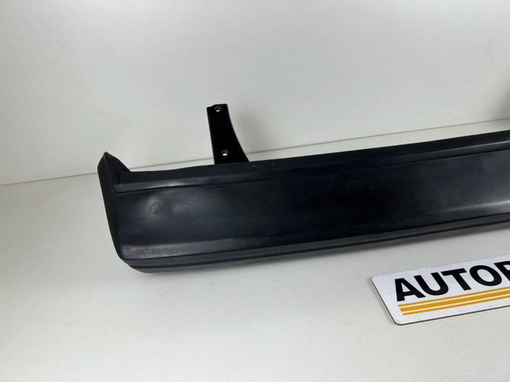 Corolla 1980 - 1983 KE70 Te72 rubber rear bumper (9)