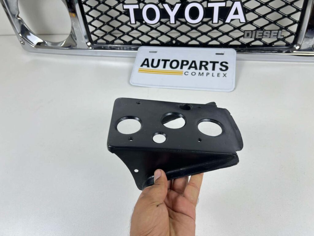 Corolla 1980 - 1983 ke70 battery support tray (4)