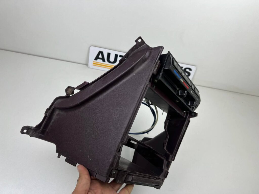 Corolla 1988 - 1991 AC control panel and cup holder console ae92 (6)