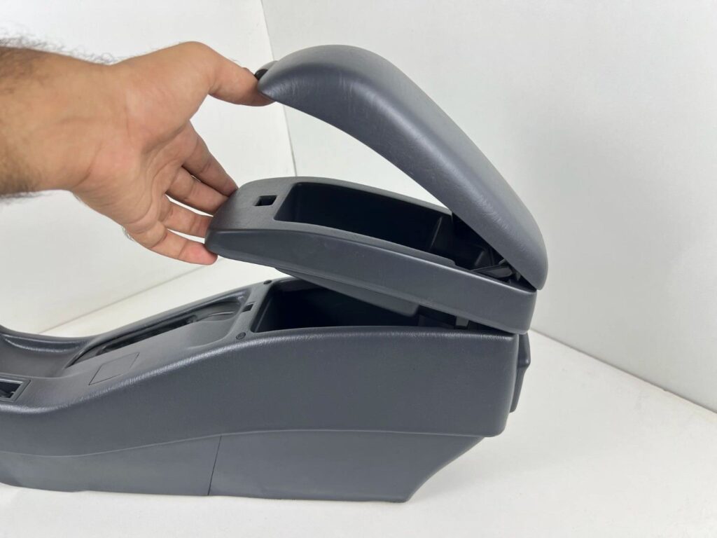 Corolla 1993 - 1997 Ae101 Double compartment armrest console (3)