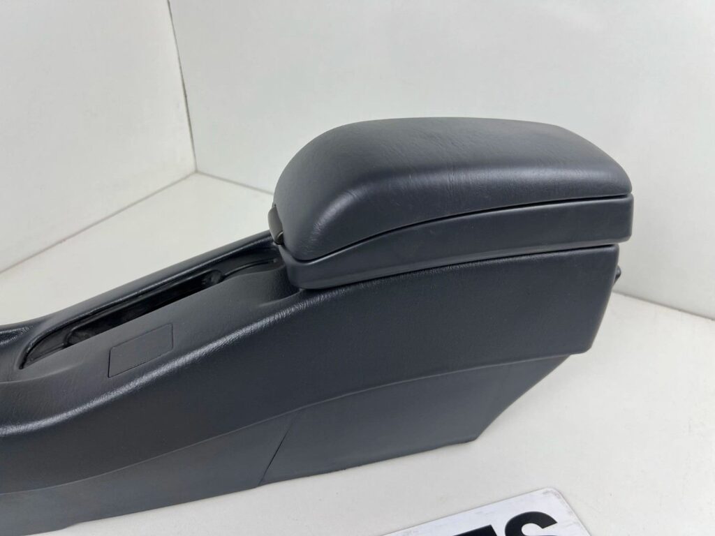 Corolla 1993 - 1997 Ae101 Double compartment armrest console (5)