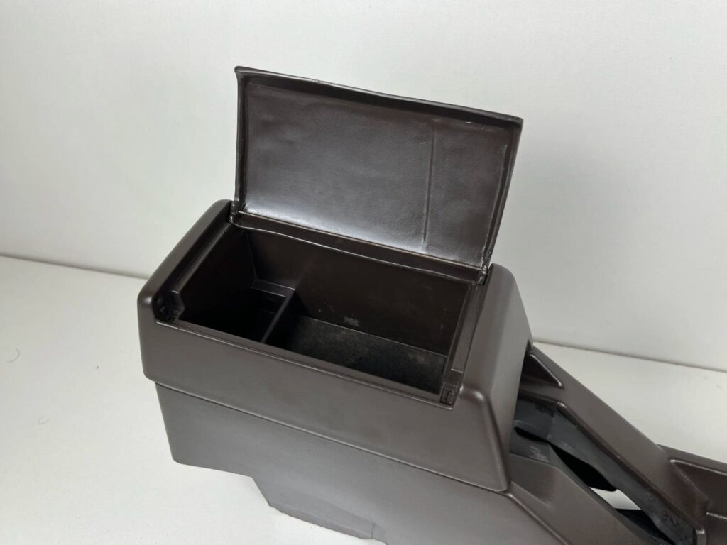 Corolla ae82 ae80 1985 1986 1987 Center console (11)