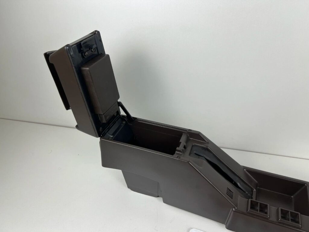 Corolla ae82 ae80 1985 1986 1987 Center console (12)