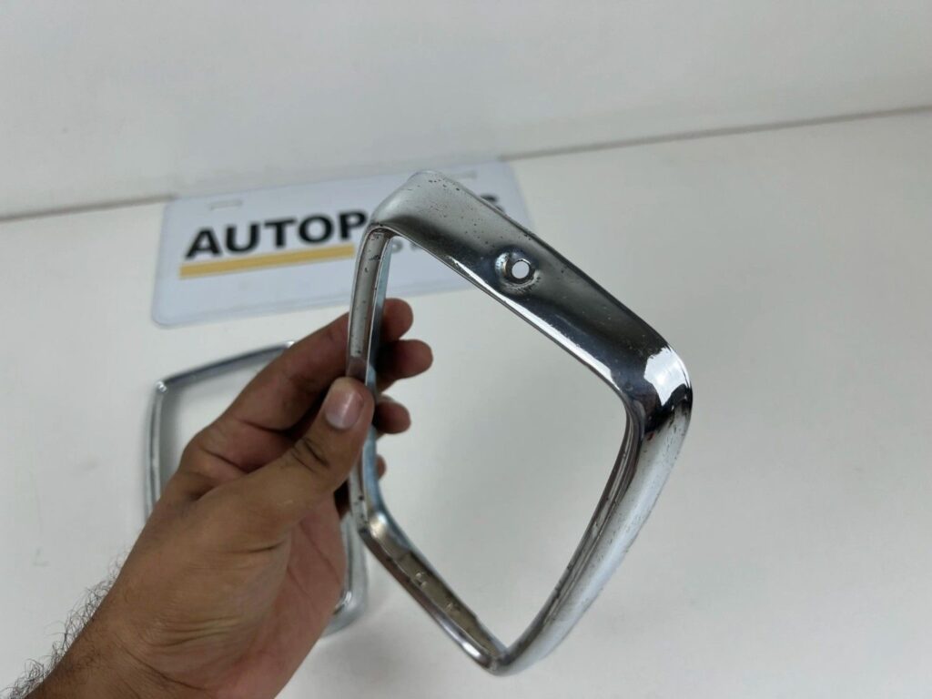 Corolla ke10 ke11 tail light chrome surrounds (5)