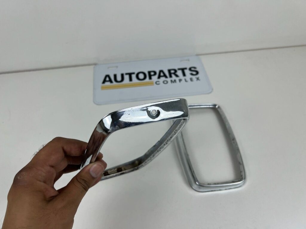 Corolla ke10 ke11 tail light chrome surrounds (6)