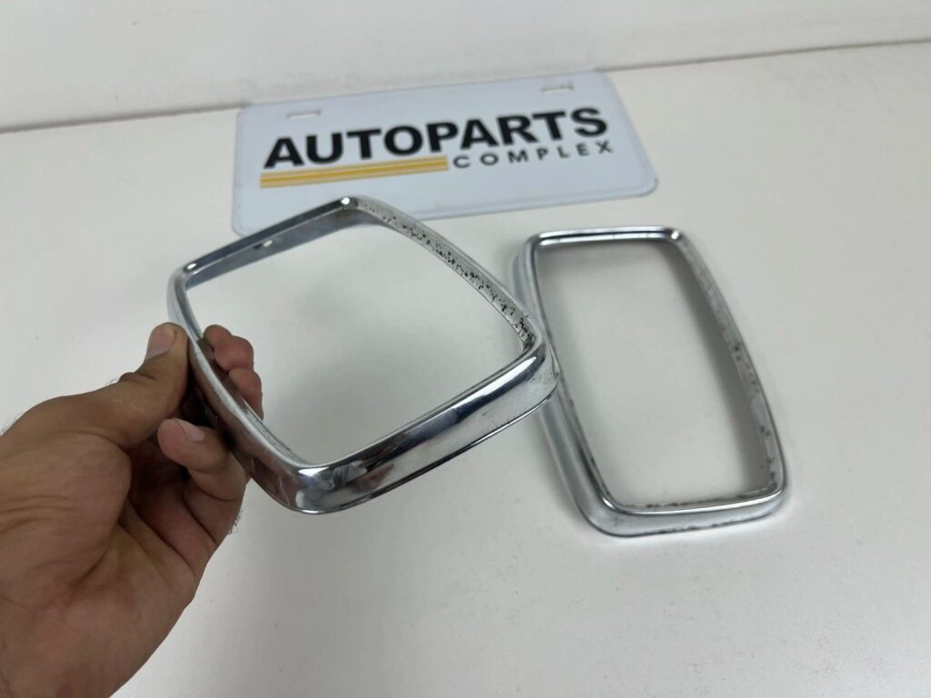 Corolla ke10 ke11 tail light chrome surrounds (7)