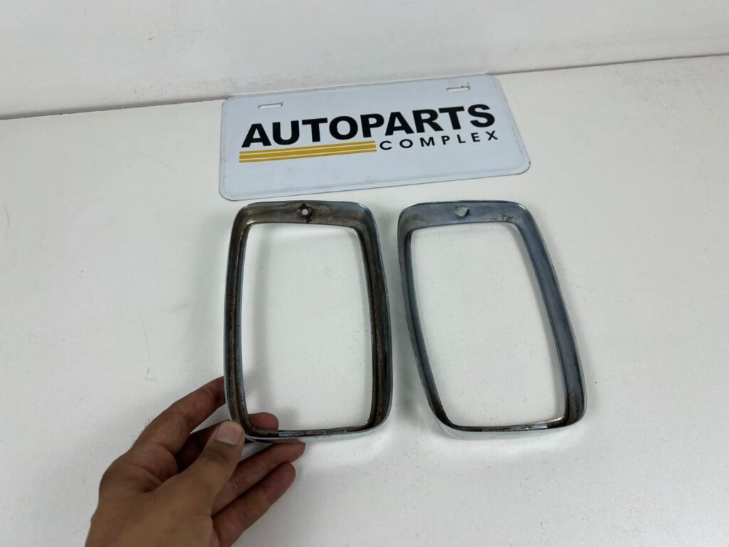 Corolla ke10 ke11 tail light chrome surrounds (9)